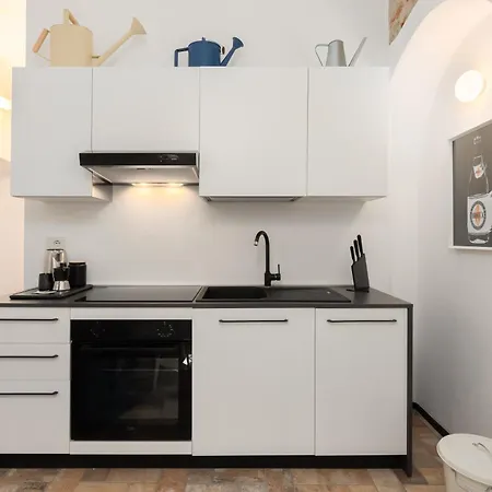Citta Alta - 5min From Bgy Airport, Ac, Wifi شقة بيرغامو